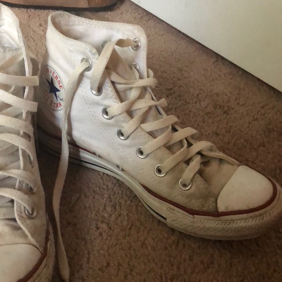 White converse High Tops - Picture 2 of 4
